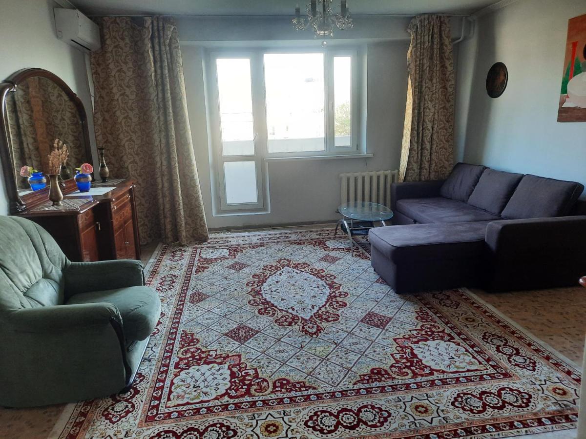 Shevchenko Panfilova Apartment *
